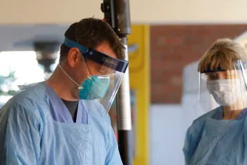 Italská vláda rozšířila karanténu na celou zemi, Češi se mohou vrátit domů