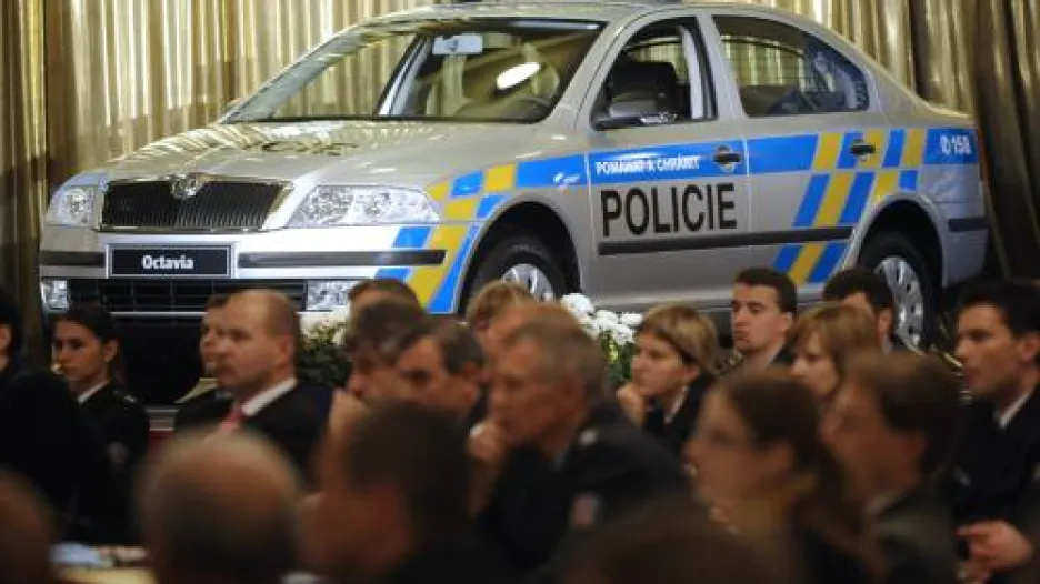 Na Žofínském fóru na téma Reforma policie byly 30. října v Praze oficiálně představeny vozy Škoda v nové policejní úpravě.