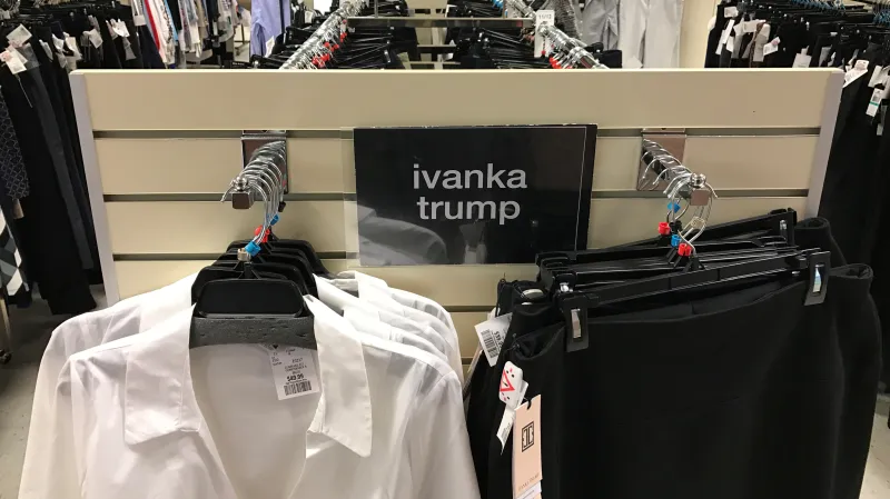Kolekce Ivanky Trump ve slevě