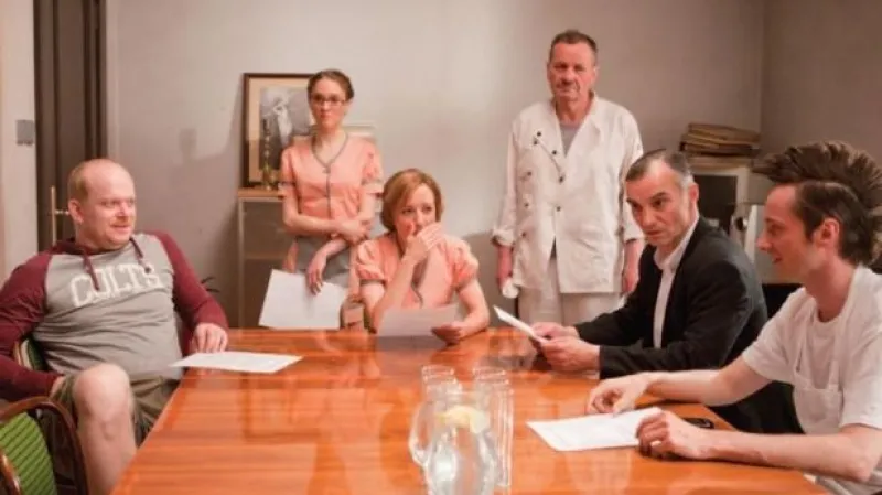 Dejvické divadlo v seriálu Čtvrtá hvězda