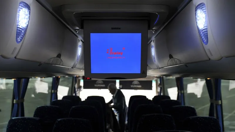 Společnost BusLine představila první český autobus čínské výroby.