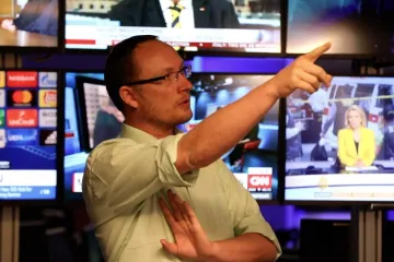 Mimořádná zpráva v kinech: zpravodajské zákulisí Zemanovy kandidatury