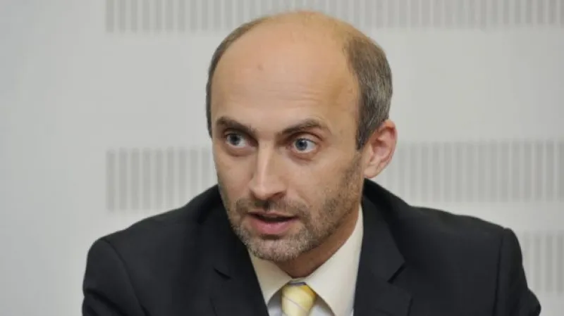 Korytář: Post primátora je důležitý,  ale i náměstek by stačil