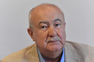 Hannig se zařadil do pelotonu prezidentských kandidátů, má podpisy poslanců
