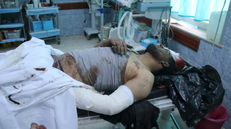 Muž zraněný při americkém náletu v Libyi