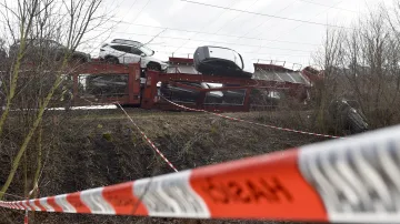 Srážka dvou nákladních vlaků na Zlínsku