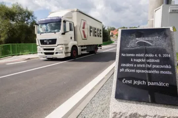 Stavbyvedoucí dostali kvůli pádu mostu ve Vilémově podmínečné tresty. Žalobkyně se odvolala