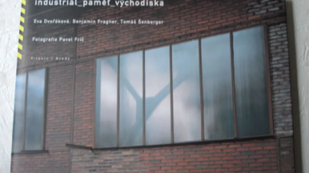 Přebal knihy Industriál_paměť_východiska