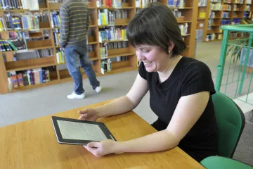 E-knihy a audioknihy mají šanci na nižší daňovou sazbu. Mohou se zařadit po bok papírové literatury