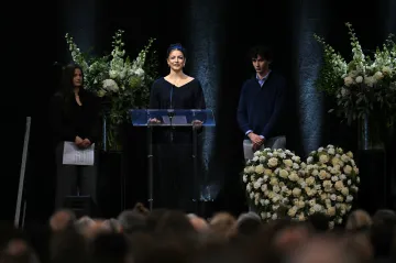 Ve Švýcarsku zadrželi jednoho z majitelů vyhořelého baru