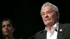 Alain Delon na festivalu v Cannes v roce 2019
