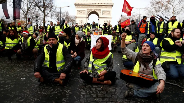 Protesty žlutých vest v Paříži