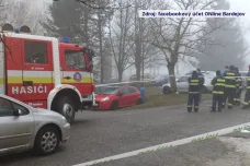Kvůli požáru panelového domu na Slovensku byla evakuována stovka lidí