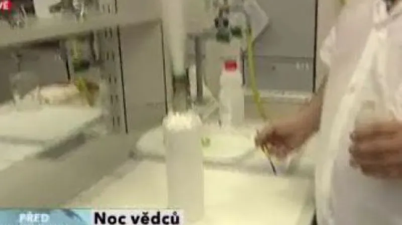 Džin v láhvi