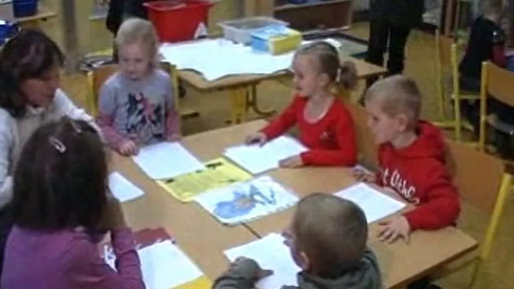 Předškoláci se svou učitelkou