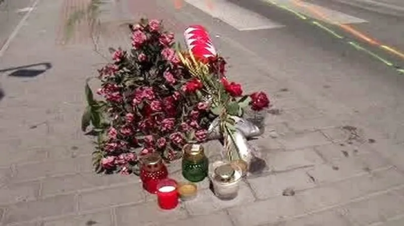 Pomník na místě nehody