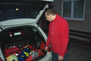 Dělají to po práci a zadarmo, přesto zachraňují životy. Unikátní systém dobrovolníků-záchranářů v Krkonoších