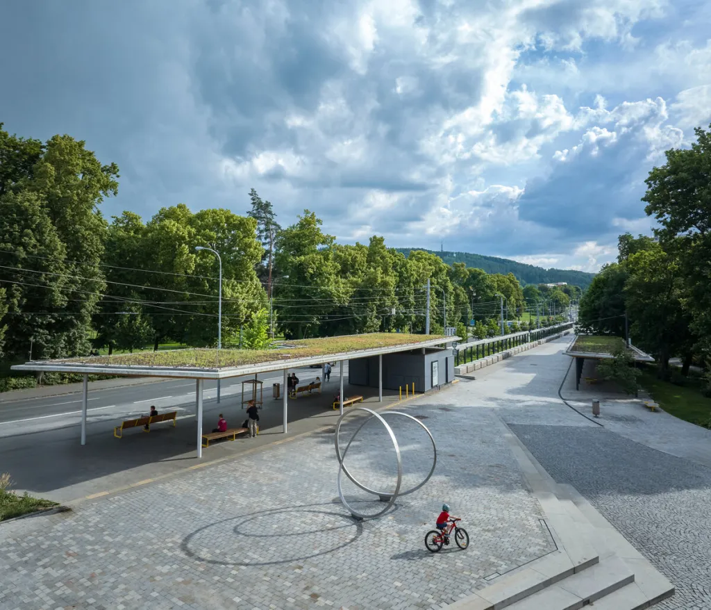 Kategorie Urbanismus: Rekonstrukce tržiště Pod kaštany ve Zlíně. Autoři: Jitka Ressová, Jan Pavézka, Kateřina Kočová, Hana Maršíková – ateliér ellement architects