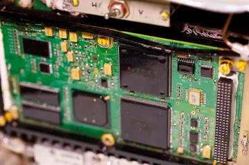 Rusko dál získává západní elektroniku potřebnou do vyspělých zbraní, píše BBC