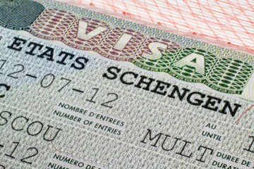 Státní zástupkyně obžalovala 12 Rusů a Vietnamců za zneužití systému udělování víz
