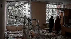 Byt v Kyjevě zasažený raketovým úderem