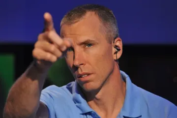 Pro karanténu platí stejná pravidla jako pro život na oběžné dráze, popsal astronaut Feustel