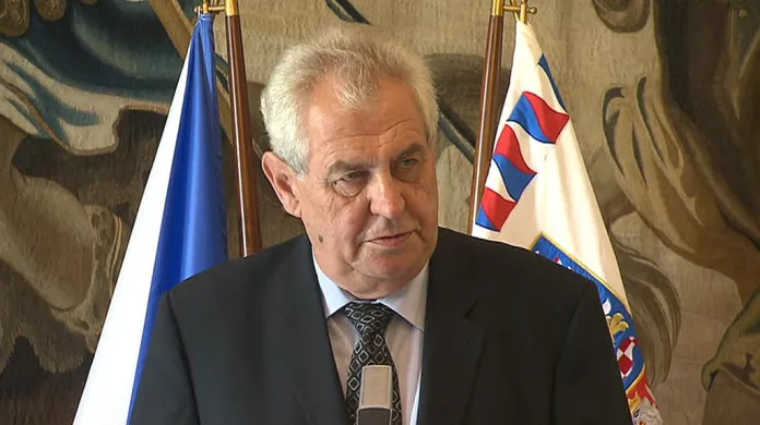 Prezident Miloš Zeman na tiskové konferenci