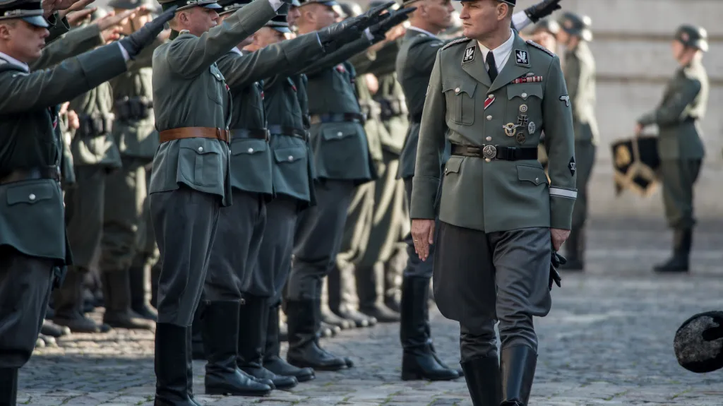 Jason Clarke jako Heydrich