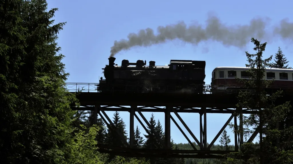 Tanvaldská zubačka