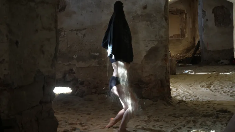 Ve sklepě (Divadlo Continuo)