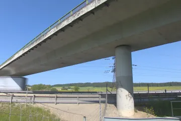 Průjezd jihočeskou dálnicí D3 komplikují opravy