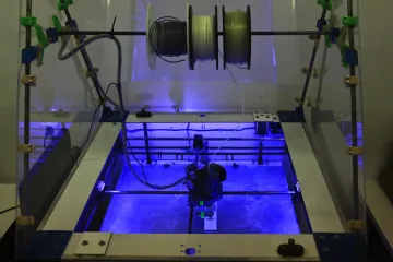 Křidýlko nebo stehýnko? 3D tiskárna zvládne celé menu