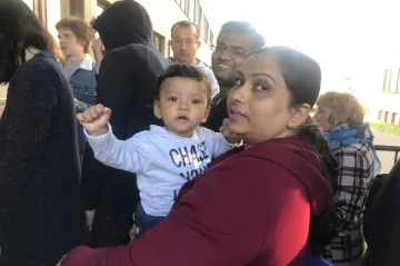 Hodiny před úřadem pro cizince v Brně tráví i zahraniční vědci. Univerzity žádají ministerstvo o řešení