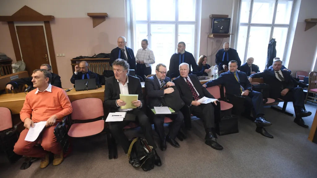 Zleva v první řadě Antonio Koláček, Jiří Diviš, Petr Kraus, Oldřich Klimecký, Marek Čmejla a Robert Sýkora