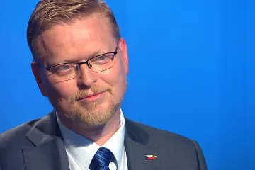 Bělobrádek: Vláda bez extremistů a obviněných lidí je možná, variant je celá řada