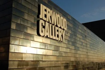Jarwood Gallery - příjemné překvapení Hastingsu