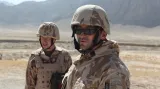Ondřej Malý a Ondřej Vetchý při natáčení filmu Všiváci v Afghánistánu