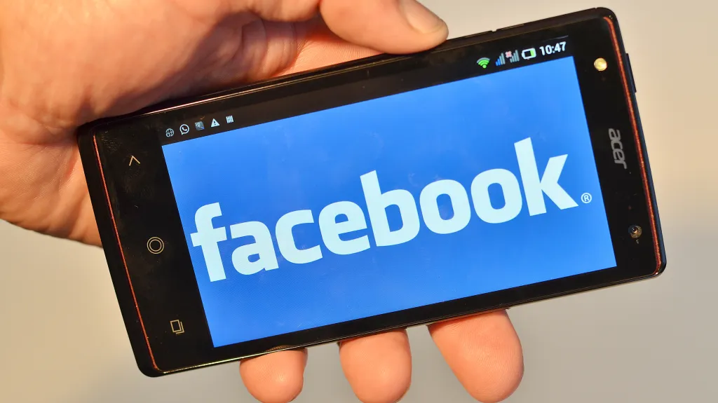 Facebook na telefonu