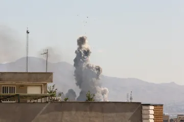 Údery Izraele a USA zabily desítky íránských představitelů