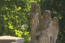 V Heřmánkovicích odstranili část německého hřbitova. Podle starostky jde o nedorozumění