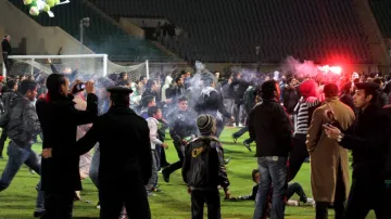 Nepokoje na stadionu v Port Saíd
