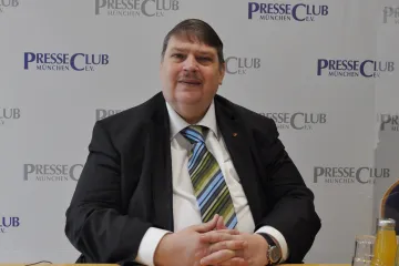 Sudetští Němci by chtěli sjezd v Česku, čekají ale na signál z Prahy