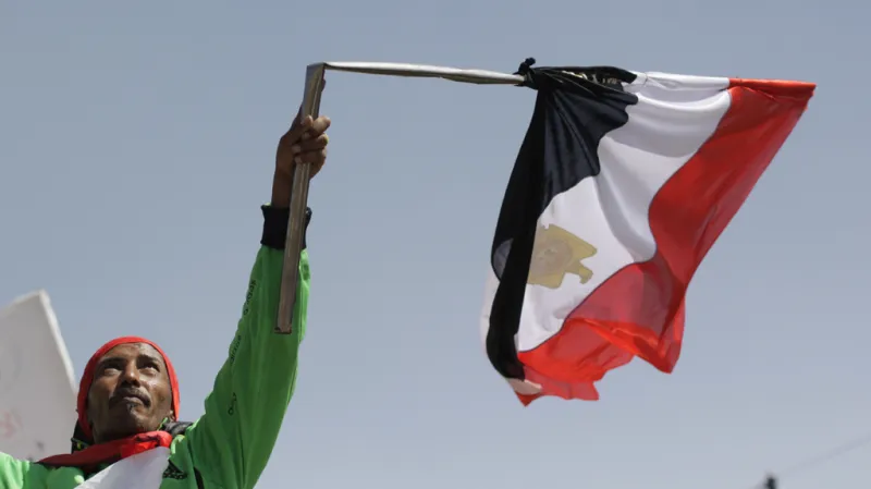 Egyptský protestant demonstruje za rychlejší reformy