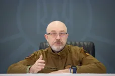 Reznikov zatím zůstává ukrajinským ministrem obrany, vládní poslanec mírní svá slova