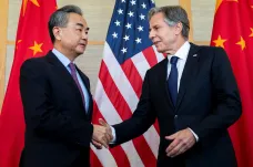 Odsuďte ruskou agresi, vyzval Blinken šéfa čínské diplomacie při pětihodinové schůzce