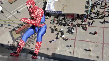 Promoční akce při uvádění amerického filmu Spider-Man 3 v Číně (snímek je z dubna 2007)