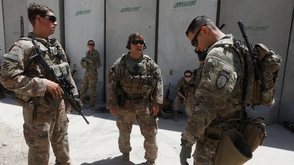 Američtí vojáci na základně v afghánském Lógaru
