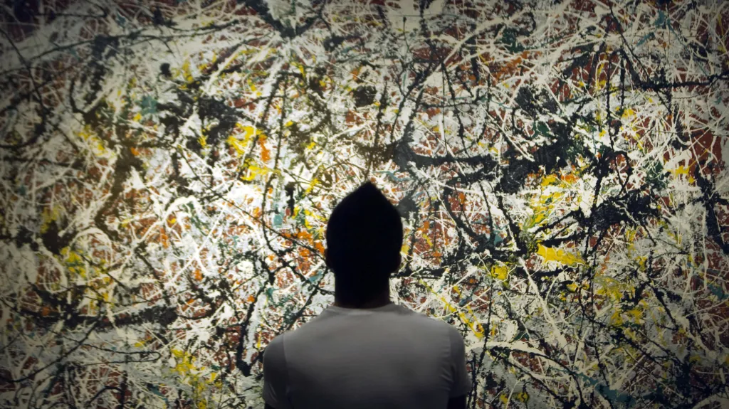 Obraz Jacksona Pollocka na výstavě v Teheránu (2010). Podrobnosti o nalezné malbě nejsou známy
