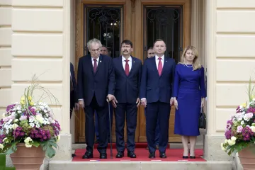 V Lánech se sešli prezidenti V4. Tématem byl brexit i klíčové dopravní stavby