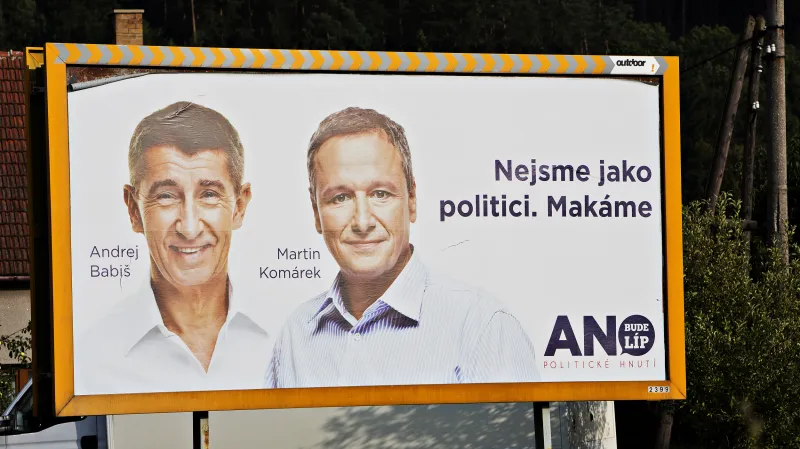 Andrej Babiš a bývalý komentátor MF Dnes Martin Komárek v kampani 2013
